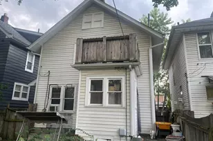 128 N Ogden Ave, Columbus, OH 43204 - Photo 1