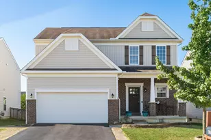 6371 Oak Trail Dr, Galloway, OH 43119 - Photo 1