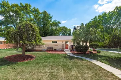 159 E Stanton Avenue, Columbus, OH 43214 - Photo 1