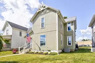 417 Market St, Danville, OH 43014 - Photo 1