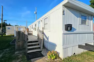 1570 E Main St, Lancaster, OH 43130 - Photo 1