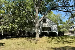 110 Erie Rd, Columbus, OH 43214 - Photo 1