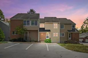 640 W Maple St, Granville, OH 43023 - Photo 1