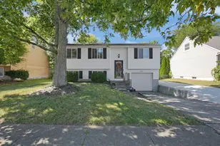 3945 Three Rivers Dr, Groveport, OH 43125 - Photo 1