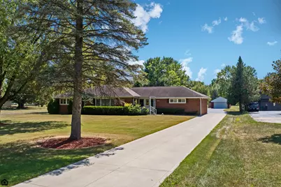 1213 E Cooke Road, Columbus, OH 43224 - Photo 1