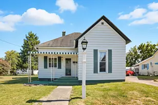 231 W Elm St, Washington Court House, OH 43160 - Photo 1