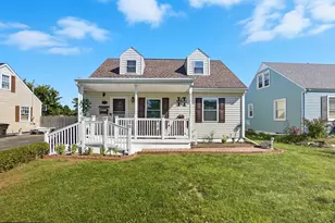 1716 N Sweetbriar Ln, Springfield, OH 45505 - Photo 1