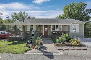 836 Johnson Ave, New Lexington, OH 43764 - Photo 1