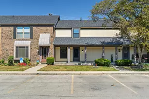 5794 Hallridge Cir, Columbus, OH 43232 - Photo 1