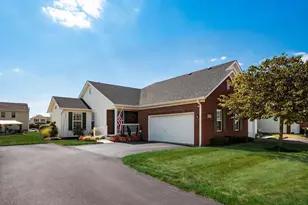 8283 Kingfisher Ln, Pickerington, OH 43147 - Photo 1