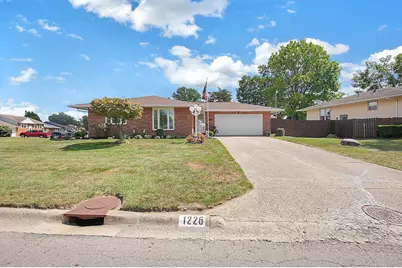 1226 Bellflower Avenue, Columbus, OH 43204 - Photo 1