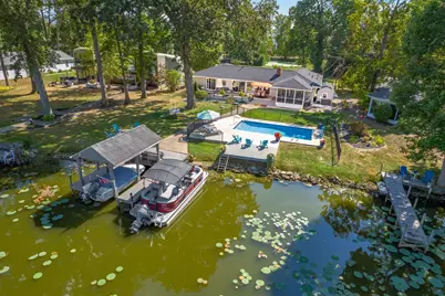 163 Oak Drive, Hebron, OH 43025 - Photo 1