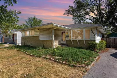 1322 S Weyant Avenue, Columbus, OH 43227 - Photo 1