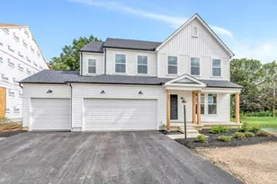 601 Hannahs Dr, Pataskala, OH 43062 - Photo 1