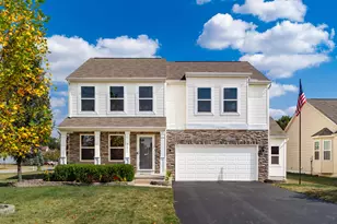 3892 Ponds Edge St, Grove City, OH 43123 - Photo 1