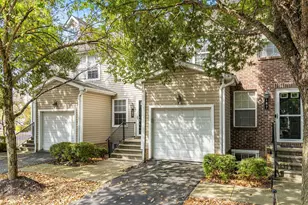 185 Prairie Creek Way, Columbus, OH 43213 - Photo 1