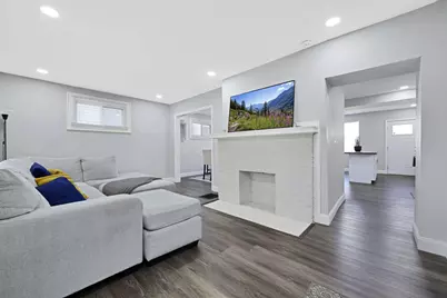 1088 E 21st Avenue, Columbus, OH 43211 - Photo 1