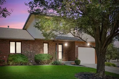 3201 Parkview Circle, Grove City, OH 43123 - Photo 1