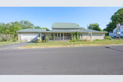 228 S Evansville Street, Bellefontaine, OH 43311 - Photo 1