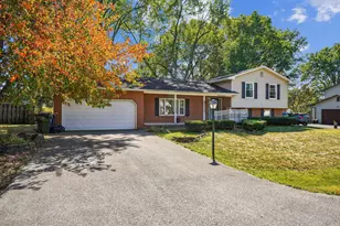 6231 Peach Tree Rd, Columbus, OH 43213 - Photo 1