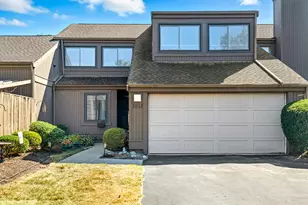 2013 Willow Glen Ln, Columbus, OH 43229 - Photo 1