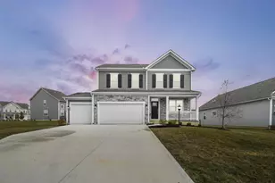 596 Courtright Dr E, Pickerington, OH 43147 - Photo 1