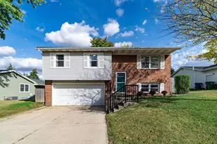 1052 Rosewood Dr, Marysville, OH 43040 - Photo 1