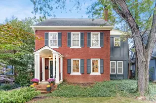 2558 Bryden Rd, Bexley, OH 43209 - Photo 1