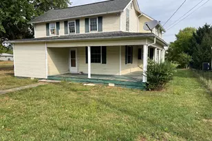 11660 Main St, Stoutsville, OH 43154 - Photo 1