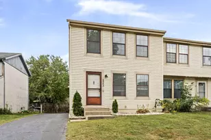 4063 Forest Edge Dr, Columbus, OH 43230 - Photo 1