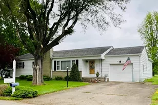 732 Radian Dr, Heath, OH 43056 - Photo 1