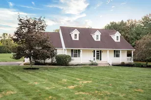 640 Curve Rd, Delaware, OH 43015 - Photo 1