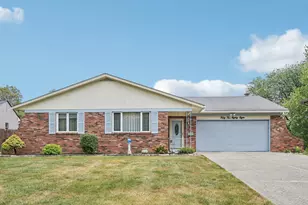5288 Butternut Ct W, Columbus, OH 43229 - Photo 1