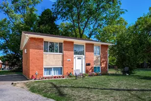 780 Moon Rd, Columbus, OH 43224 - Photo 1