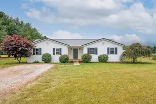 11561 Murlette Rd SW, Stoutsville, OH 43154 - Photo 1