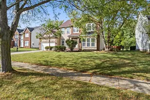 5628 Weston Trail Dr, Hilliard, OH 43026 - Photo 1