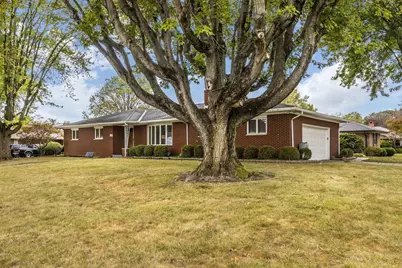 890 Meadowview Drive, Columbus, OH 43224 - Photo 1