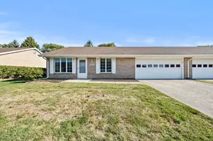 438 Samantha Cir, London, OH 43140 - Photo 1
