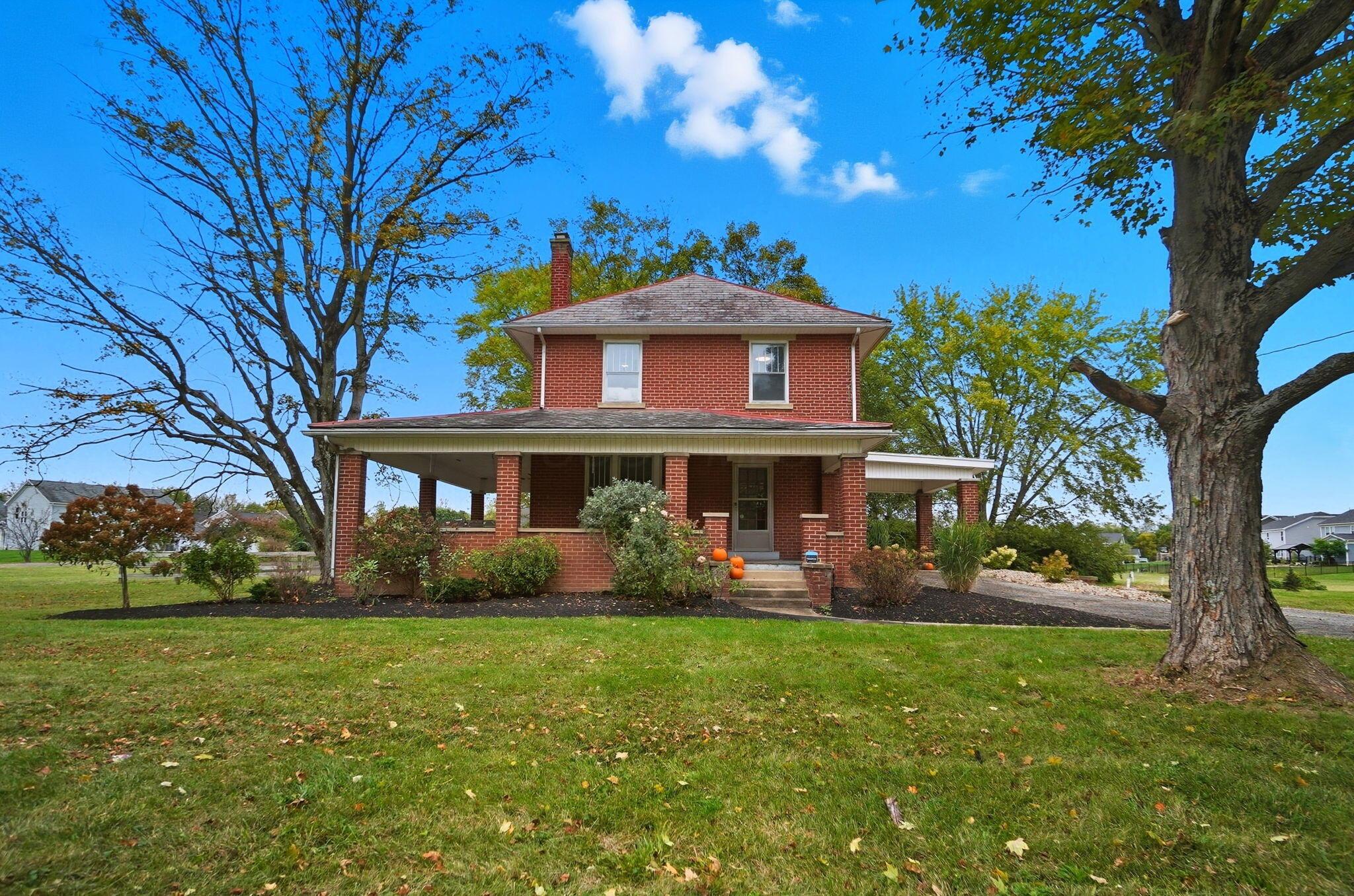 525 Gender Rd, Canal Winchester, OH 43110 - MLS 225036951 - Coldwell Banker