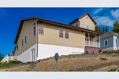 72 N Pembroke Avenue, Zanesville, OH 43701 - Photo 1