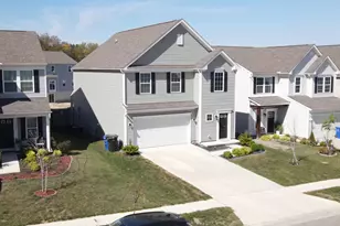 1594 Lewes Castle Dr, Grove City, OH 43123 - Photo 1