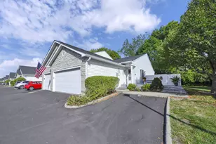 4650 Parrau Dr, Columbus, OH 43228 - Photo 1
