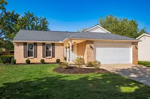 3674 Ravens Glen Dr, Columbus, OH 43221 - Photo 1