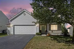 1737 Creekview Dr, Marysville, OH 43040 - Photo 1