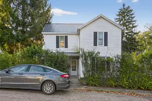 812 N Gay St, Mount Vernon, OH 43050 - Photo 1