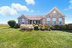 113 Covington Ln, Pataskala, OH 43062 - Photo 1