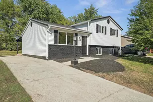 3274 Parklane Ave, Columbus, OH 43231 - Photo 1