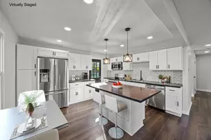 2808 Dolby Dr, Columbus, OH 43207 - Photo 1