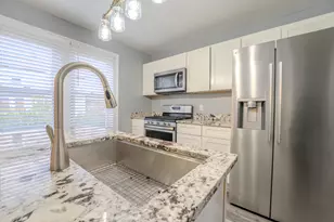 4417 Lancaster Ave, Columbus, OH 43207 - Photo 1