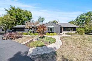 718 Highland Dr, Columbus, OH 43214 - Photo 1